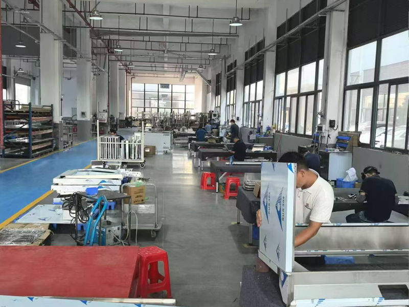 Shenzhen Smart Kitchen Digital Electric Appliances Co., Ltd สายการผลิตของผู้ผลิต